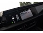 Porsche Macan 4 100 kWh|1e Eig|Org NL NAP|Achterasbesturing|Trekhaak|Panoramadak|Head Up|Chrono|Aventuringroen|Matrix|BOSE|Luchtvering|Dealer Onderhouden