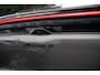 Porsche Macan 4 100 kWh|1e Eig|Org NL NAP|Achterasbesturing|Trekhaak|Panoramadak|Head Up|Chrono|Aventuringroen|Matrix|BOSE|Luchtvering|Dealer Onderhouden