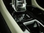 Volvo XC40 1.5 T5 Recharge Inscription 252Pk Automaat (APPLE CARPLAY, GROOT NAVI, LEDER, STOELVERWARMING, SPORTSTOELEN, KEYLESS, CAMERA, NIEUWSTAAT)