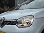 Renault Twingo Z.E. R80 Série Limitée Vibes | Eerste eigenaar | Nederlandse auto | Navigatiesysteem | Camera achter | Unieke kilometerstand | 100% elektrisch | Dealeronderhouden | SoH 95% | Voorstoelen verwarmd | Unieke uitvoering |