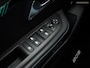 Peugeot 208 1.2 PureTech Allure Sport (APPLE CARPLAY,LM-VELGEN,3D-COCKPIT,LED,PARKEERSENSOREN,CRUISE CONTROL,TOPCONDITIE)