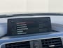 BMW 3-Serie 320i Luxury Edition / Dealer Onderhouden / Schuif-Kantel Dak / DAB / 19" Lichtmetalen Sport Velgen / Led Koplampen / Cruise Control / HiFi Audio /  Parkeersensoren Voor&Achter / Full-Map Navigatie /