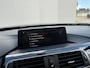 BMW 3-Serie 320i Luxury Edition / Dealer Onderhouden / Schuif-Kantel Dak / DAB / 19" Lichtmetalen Sport Velgen / Led Koplampen / Cruise Control / HiFi Audio /  Parkeersensoren Voor&Achter / Full-Map Navigatie /