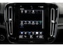 Volvo XC40 1.5 T4 Plug-in hybrid Ultimate Bright Elektrisch glazen panorama-dak | Parkeercamera | cruise control adaptief | Elektrische voorstoelen | Voorstoelen verwarmd + stuurwiel verwarmd |