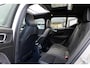 Volvo XC40 1.5 T4 Plug-in hybrid Ultimate Bright Elektrisch glazen panorama-dak | Parkeercamera | cruise control adaptief | Elektrische voorstoelen | Voorstoelen verwarmd + stuurwiel verwarmd |