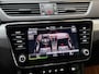 Skoda Superb Combi 1.5 TSI ACT Business Edition Automaat | Adaptieve cruise control | Apple CarPlay/Android Auto | Climate control | Getint glas | Parkeersensoren voor en achter | Trekhaak