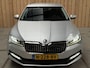 Skoda Superb Combi 1.5 TSI ACT Business Edition Automaat | Adaptieve cruise control | Apple CarPlay/Android Auto | Climate control | Getint glas | Parkeersensoren voor en achter | Trekhaak