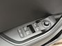 Skoda Superb Combi 1.5 TSI ACT Business Edition Automaat | Adaptieve cruise control | Apple CarPlay/Android Auto | Climate control | Getint glas | Parkeersensoren voor en achter | Trekhaak