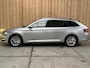 Skoda Superb Combi 1.5 TSI ACT Business Edition Automaat | Adaptieve cruise control | Apple CarPlay/Android Auto | Climate control | Getint glas | Parkeersensoren voor en achter | Trekhaak