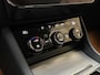 Skoda Superb Combi 1.5 TSI ACT Business Edition Automaat | Adaptieve cruise control | Apple CarPlay/Android Auto | Climate control | Getint glas | Parkeersensoren voor en achter | Trekhaak