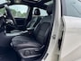 Mercedes-Benz B-klasse 180 Business Solution AMG | Panorama | Alcantara/Leder | CarPlay | Cruise | Navigatie | Trekhaak | Stoelverwarming