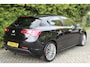 Alfa Romeo Giulietta 1.4 T Business Executive 170PK | AUTOMAAT | Climate Control | Leder | Navigatie | PDC | Cruise Control | PANO