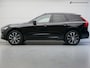 Volvo XC60 2.0 T6 Plug-in Hybrid AWD Plus Dark (APPLE CARPLAY,PANORAMADAK,STUUR-STOELVERWARMING,DODEHOEK,KEYLESS,MEMORY-SEATS)
