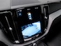 Volvo XC60 2.0 T6 Plug-in Hybrid AWD Plus Dark (APPLE CARPLAY,PANORAMADAK,STUUR-STOELVERWARMING,DODEHOEK,KEYLESS,MEMORY-SEATS)