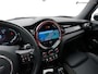 MINI Cooper 3-Deurs 1.5 Camden Plus Edition (APPLE CARPLAY,PANORAMADAK,PARKEERSENSOREN,LM-VELGEN,CRUISE,CLIMATE CONTROL,LEDER)