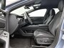 Volkswagen ID.7 Tourer Limited Edition Plus 59 kWh 204 PK | Apple Carplay draadloos | Draadloos laden telefoon | Dodehoek sensoren | Camera | LED koplampen | Android Auto draadloos | Head-up display | Stoelverwarming | Stuurverwarming | Adaptive cruise control |