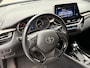 Toyota C-HR / C-HR+ 1.8 Hybrid Dynamic | LED | Trekhaak | Camera | Stoelverwarming | All-seasons | Navi | Keyless |