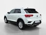 Volkswagen T-Roc 110PK TSI Style | Trekhaak 1300KG Trekgewicht | Navigatie | Cruise Control Adaptief | Climate Control | Camera | Parkeersensoren | Lichtmetalen Velgen | Armsteun |