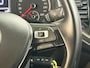 Volkswagen T-Roc 110PK TSI Style | Trekhaak 1300KG Trekgewicht | Navigatie | Cruise Control Adaptief | Climate Control | Camera | Parkeersensoren | Lichtmetalen Velgen | Armsteun |