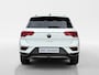 Volkswagen T-Roc 110PK TSI Style | Trekhaak 1300KG Trekgewicht | Navigatie | Cruise Control Adaptief | Climate Control | Camera | Parkeersensoren | Lichtmetalen Velgen | Armsteun |