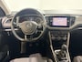 Volkswagen T-Roc 110PK TSI Style | Trekhaak 1300KG Trekgewicht | Navigatie | Cruise Control Adaptief | Climate Control | Camera | Parkeersensoren | Lichtmetalen Velgen | Armsteun |