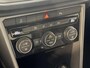 Volkswagen T-Roc 110PK TSI Style | Trekhaak 1300KG Trekgewicht | Navigatie | Cruise Control Adaptief | Climate Control | Camera | Parkeersensoren | Lichtmetalen Velgen | Armsteun |