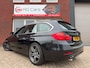 BMW 3-Serie Touring 320i Upgrade Edition / Carplay / Leder / M / Navi / PDC / Xenon / NAP