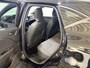 Renault Captur 145PK E-Tech full hybrid techno Automaat | 1ste Eigenaar | Google Built-in | Apple Carplay/Android Auto | Camera | Parkeersensoren | Lichtmetalen Velgen | LED Lampen | Digitale Cockpit | Licht & Regen Sensor | Armsteun |