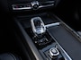 Volvo XC60 2.0 T6 Plug-in hybrid AWD Plus Black Edition | Pano | SOH 99% | Surround View | Trekhaak | BTW