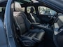 Volvo XC60 2.0 T6 Plug-in hybrid AWD Plus Black Edition | Pano | SOH 99% | Surround View | Trekhaak | BTW