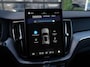Volvo XC60 2.0 T6 Plug-in hybrid AWD Plus Black Edition | Pano | SOH 99% | Surround View | Trekhaak | BTW