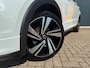 Volkswagen T-Cross 1.5 TSI DSG * R-Line * AUTOMAAT * Parkeercamera * Navigatiesysteem * Stoelverwarming *