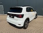 Volkswagen T-Cross 1.5 TSI DSG * R-Line * AUTOMAAT * Parkeercamera * Navigatiesysteem * Stoelverwarming *