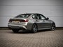 BMW 3-Serie Limousine 330i M Sport | M Sport | Head Up | Stoelverwarming | Adaptieve Cruise Controle |