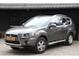 Mitsubishi Outlander 2.0 Intro Edition Navigatie/camera/Parkeersensor/bijgeluid automaatbak