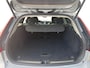 Volvo V60 2.0 T6 Plug-in hybrid AWD Plus Dark | Panoramadak | Trekhaak | 360 graden camera | 19" velgen | Stuur- en stoelverwarming