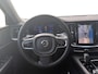 Volvo V60 2.0 T6 Plug-in hybrid AWD Plus Dark | Panoramadak | Trekhaak | 360 graden camera | 19" velgen | Stuur- en stoelverwarming