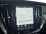 Volvo V60 2.0 T6 Plug-in hybrid AWD Plus Dark | Panoramadak | Trekhaak | 360 graden camera | 19" velgen | Stuur- en stoelverwarming