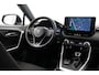 Toyota RAV4 2.5 Plug-in Hybrid AWD Style | Trekhaak (1.500 KG) | Dodehoek detectie | Head-up display | Apple Carplay / Android Auto | Verwarmbare voorruit | Stoel-/stuurverwarming | Adaptive Cruise | Keyless | Clima | Parkeersensoren voor/achter | Camera | 18 inch