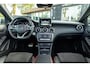 Mercedes-Benz A-klasse 180 Prestige Automaat I Panoramadak I AMG Styling I Led I Camera I Stoelverwarming I Zeer netjes