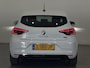 Renault Clio 1.6 E-Tech Hybrid 140 Intens | Climate Control | Cruise Control | Parkeersensoren achter | Apple Carplay & Android Auto
