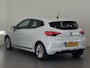 Renault Clio 1.6 E-Tech Hybrid 140 Intens | Climate Control | Cruise Control | Parkeersensoren achter | Apple Carplay & Android Auto