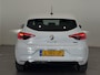 Renault Clio 1.6 E-Tech Hybrid 140 Intens | Climate Control | Cruise Control | Parkeersensoren achter | Apple Carplay & Android Auto