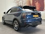 Lynk & Co 01 1.5 6.6kW FACELIFT ZWARTE HEMEL 360 CAMERA ADAPTIVE CRUISE CONTROL PANORAMA SCHUIF/KANTELDAK APPLE CARPLAY/ANDROID RIJSTROOKSENSOREN ZEER MOOI !!