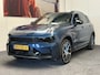 Lynk & Co 01 1.5 6.6kW MY 2023 ZWARTE HEMEL 360 CAMERA ADAPTIVE CRUISE CONTROL PANORAMA SCHUIF/KANTELDAK APPLE CARPLAY/ANDROID RIJSTROOKSENSOREN ZEER MOOI !!