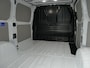 Ford E-Transit Custom 320 L1H1 Trend 71 kWh 218pk | Camera | LED | CarPlay/Android Auto | Stoel/Stuurverwarming | Bijrijdersbank | Voorruit Verwarming