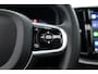 Volvo XC60 2.0 B4 R-Design | Pano | Trekhaak | 360Cam | H&K audio | Memory stoel |