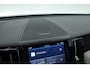 Volvo XC60 2.0 B4 R-Design | Pano | Trekhaak | 360Cam | H&K audio | Memory stoel |