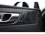 Volvo XC60 2.0 B4 R-Design | Pano | Trekhaak | 360Cam | H&K audio | Memory stoel |