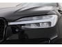 Volvo XC60 2.0 B4 R-Design | Pano | Trekhaak | 360Cam | H&K audio | Memory stoel |